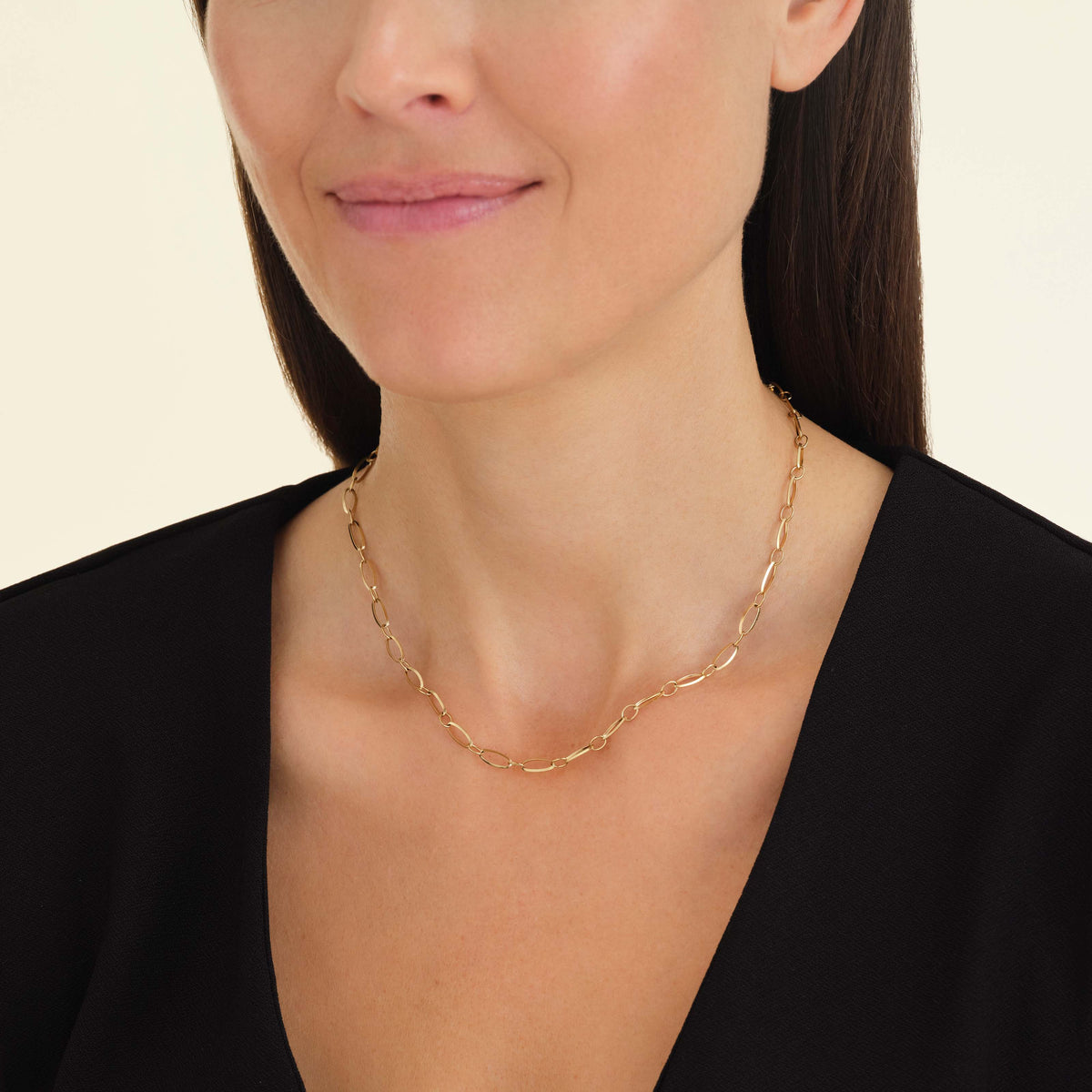 Oval Chain Necklace Gold leftcolumn