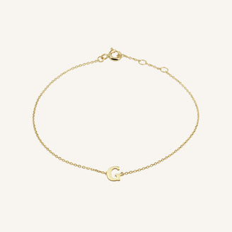 Initial Bracelet G leftcolumn