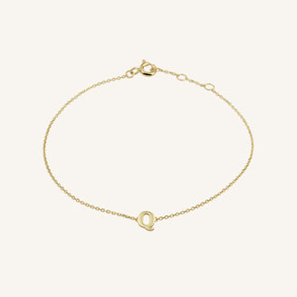 Initial Bracelet Q leftcolumn