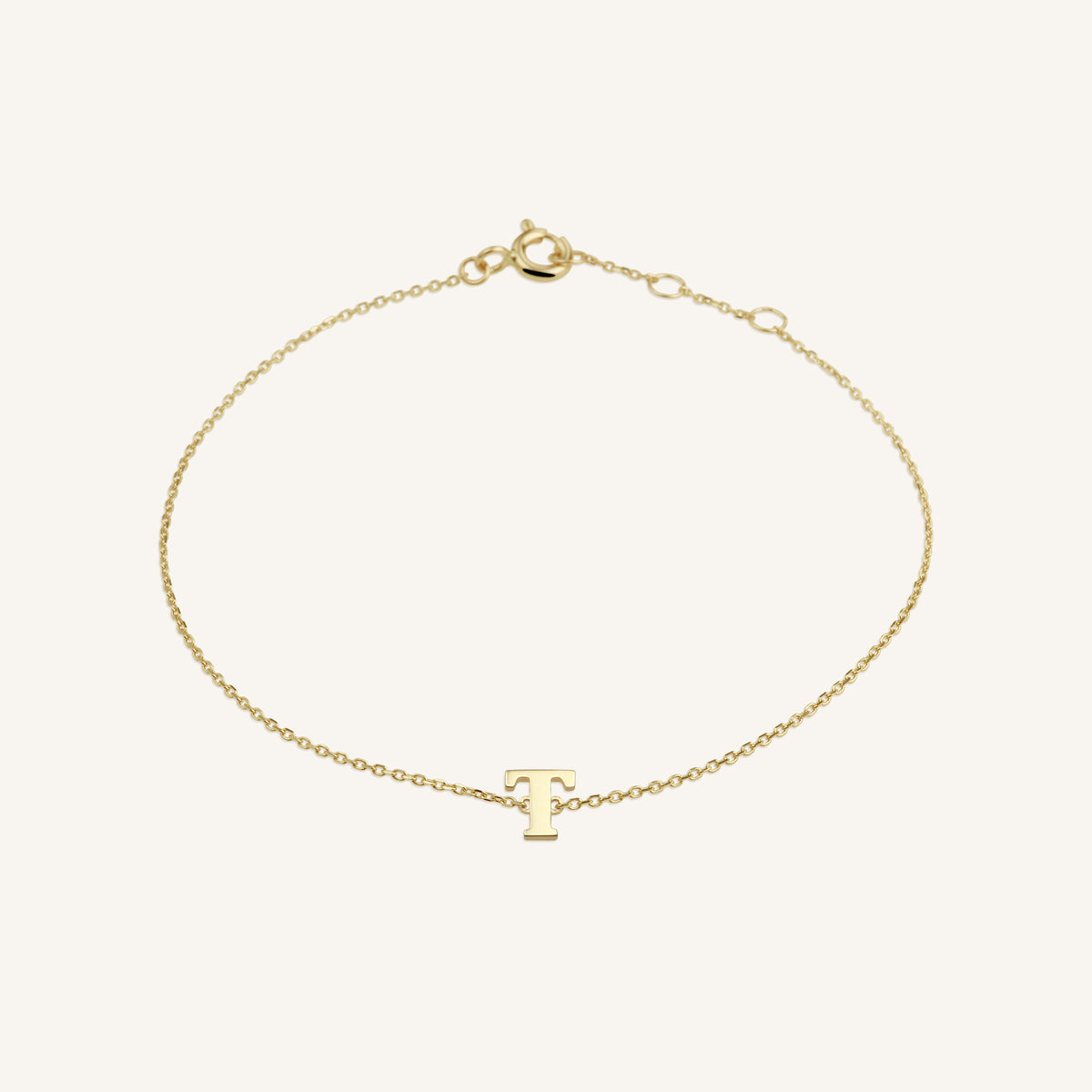 Initial Bracelet T leftcolumn