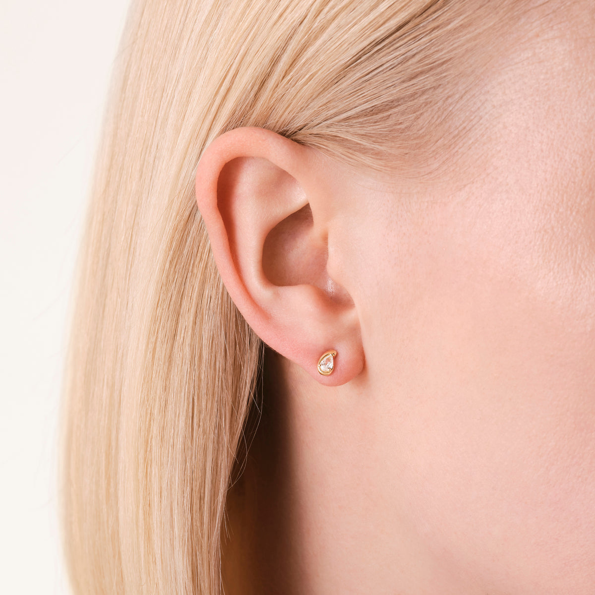 Luna Pear Studs leftcolumn