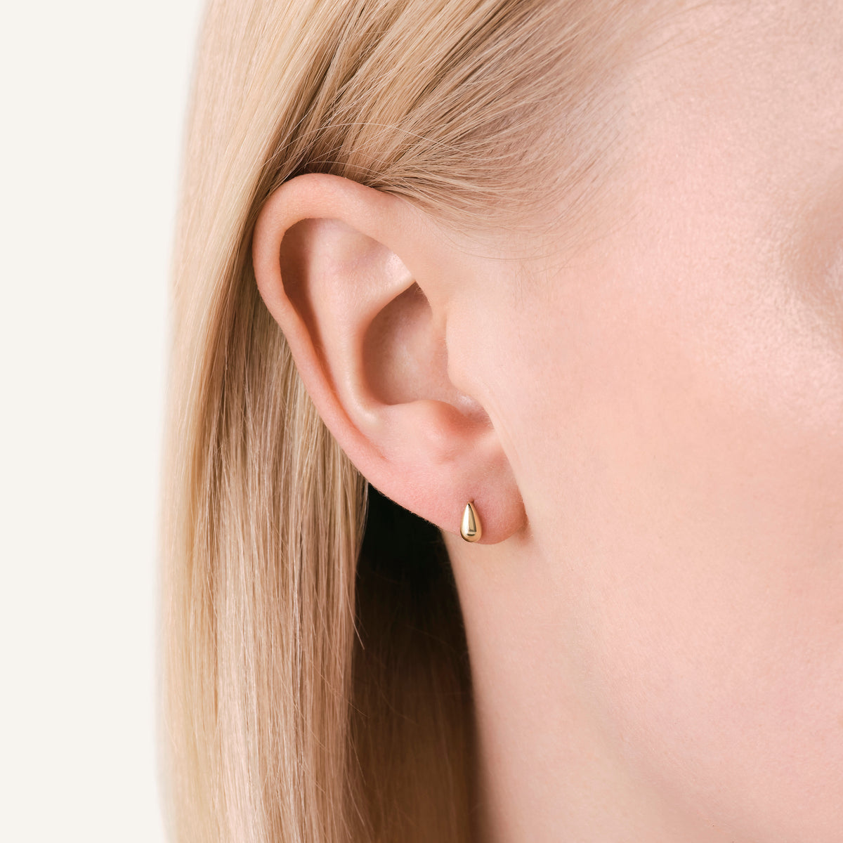 Teardrop Studs leftcolumn