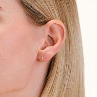 Solara Quad Studs leftcolumn,