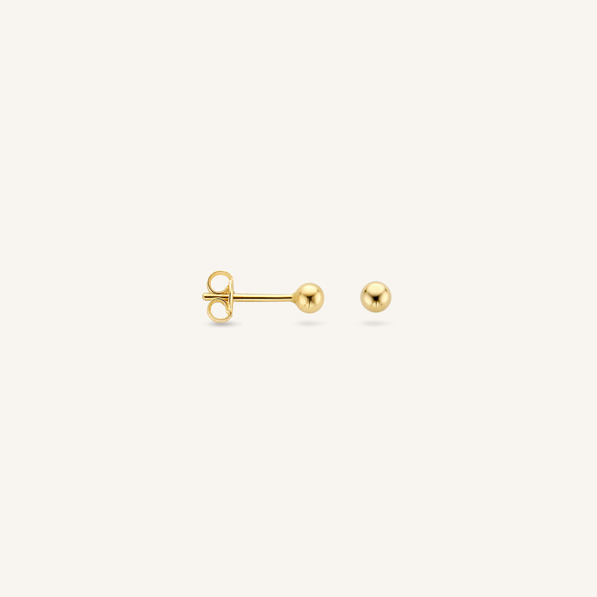 Single Dot Studs leftcolumn