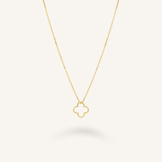 Pearl Clover Necklace leftcolumn