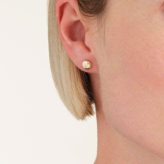 Single Sphere Studs leftcolumn